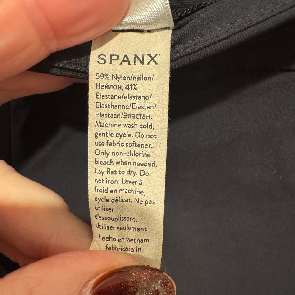 SPANX Classic Black Shorts Size 2X - Picture 8 of 12